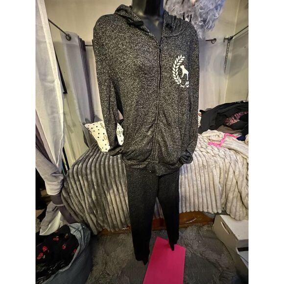VS pink cozy knit sweatsuit set tracksuit- joggers & full zip - Picture 7 of 7